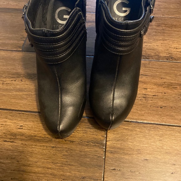 G by Guess  black buckle boots Size 6M EUC  Shoes Heels - Picture 6 of 10